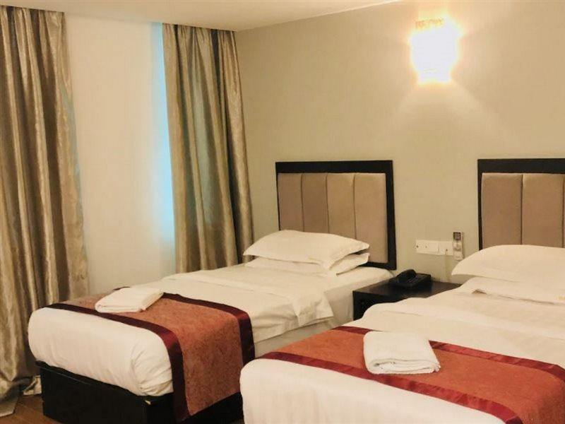 Kk Waterfront Hotel Kota Kinabalu Extérieur photo