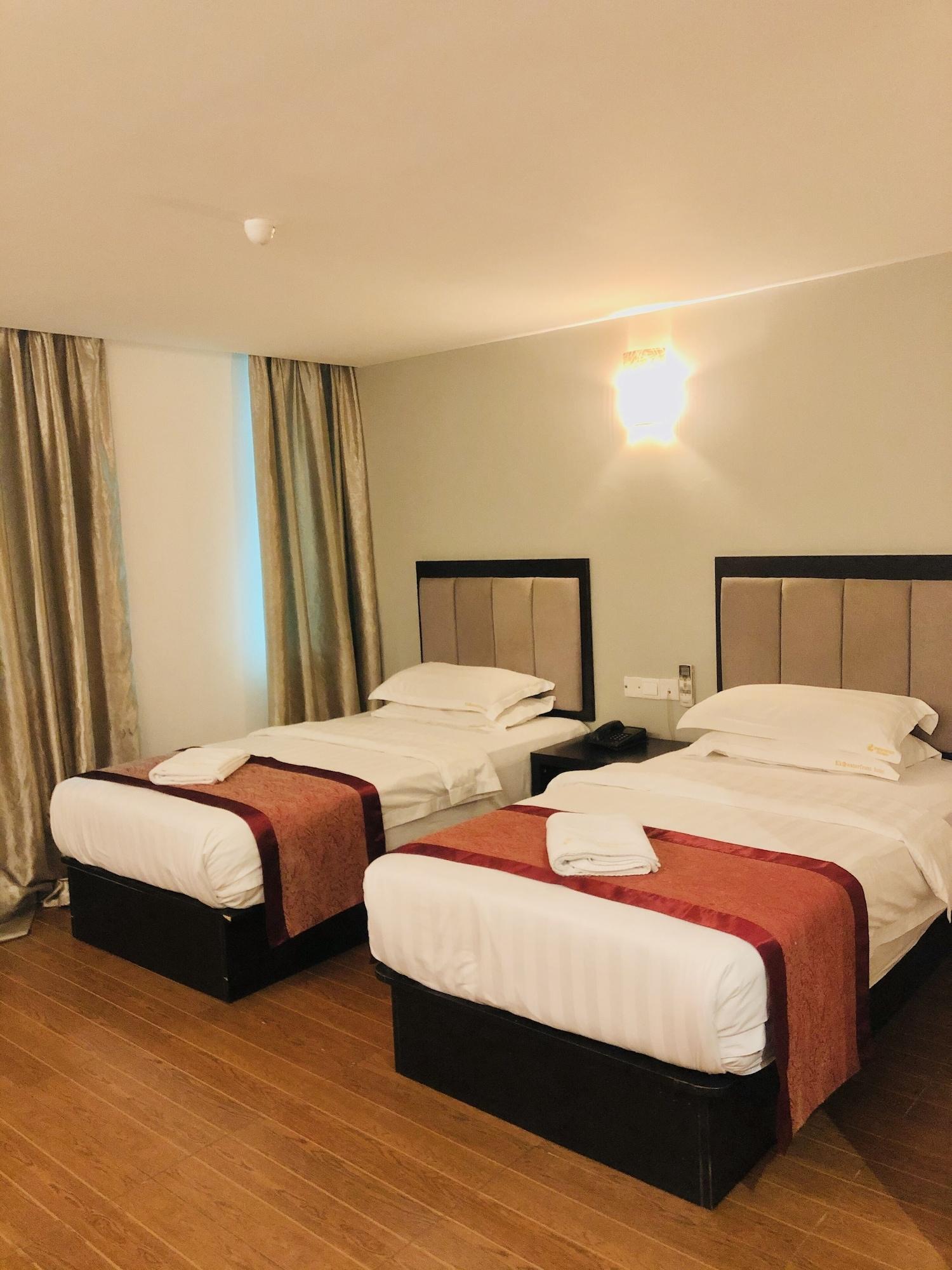 Kk Waterfront Hotel Kota Kinabalu Extérieur photo