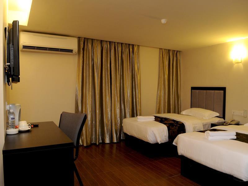 Kk Waterfront Hotel Kota Kinabalu Extérieur photo